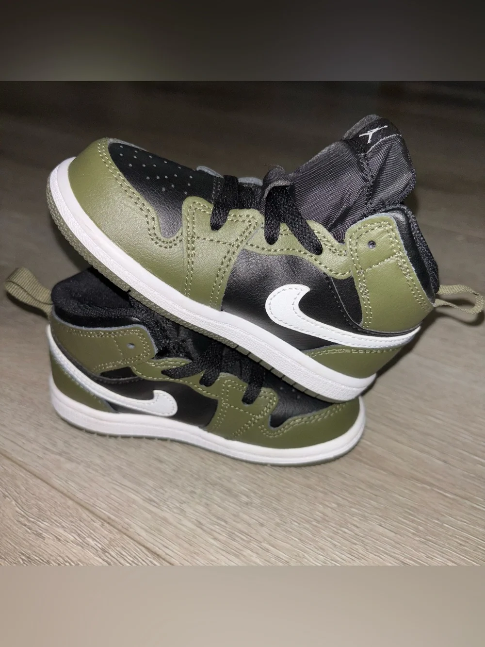*NEW* TODDLER BABY NIKE AIR JORDAN 1 MID (TD) BLACK/WHITE-OLIVE Size 8c